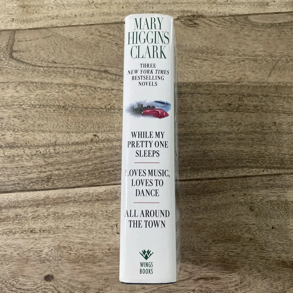 Mary Higgins Clark: Three New York Times Bestselling Novels - VERY GOOD